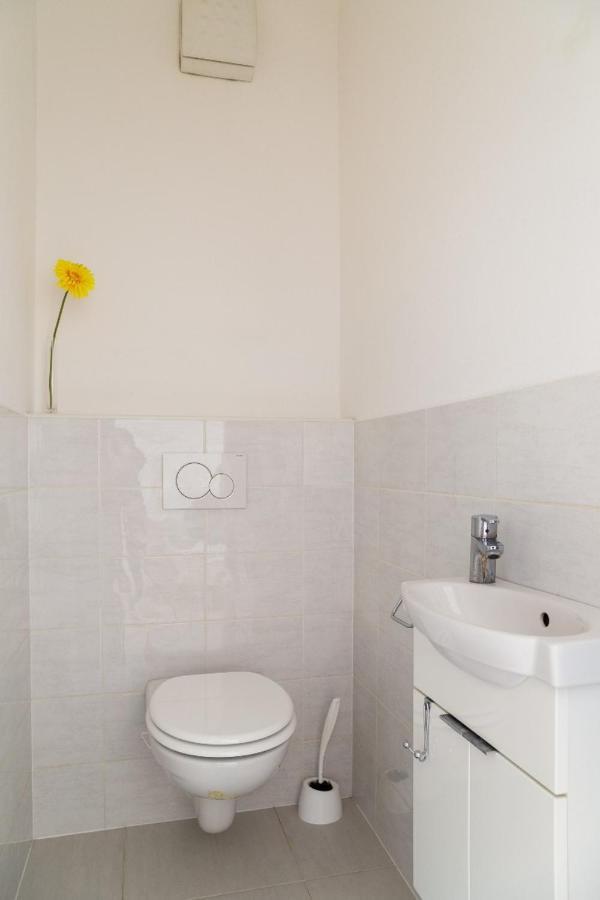 Great Tourist And Business Apartment Near Center Bratislava Exteriér fotografie